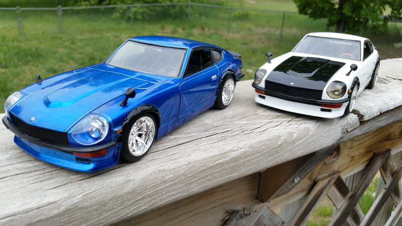 Illustration for article titled A pair of Datsuns for Friday.